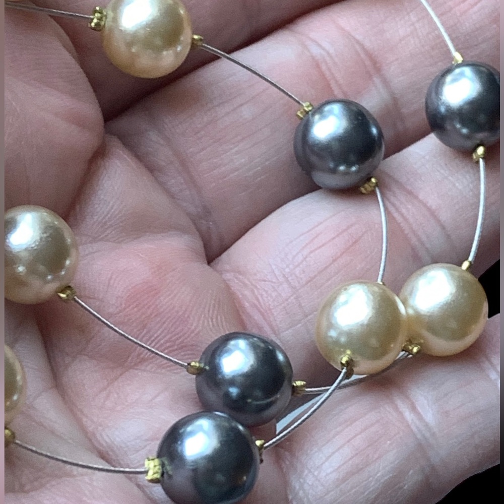 Floating Pearls on Wire Choker Collar Necklace